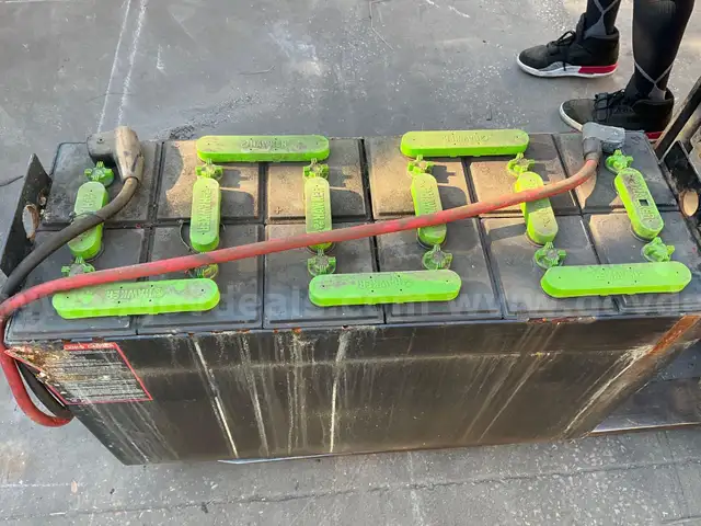 INTERSTATE BATTERIES FORKLIFT BATTERY 24V