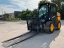 JCB POWER BOOM SKID STEER MODEL 225 T4 W/ FORK ATTACHMENT ATTACHED, LOW HOURS