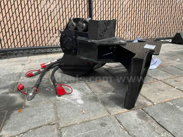 NEW 2025 IR STUMP GRINDER FOR MINI SKID STEER