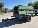 SULLAIR 400H TRAILER MOUNTED AIR COMPRESSOR