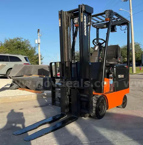 DOOSAN FORKLIFT BC15S-5, ELECTRIC