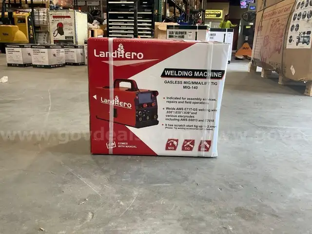 UNUSED GASLESS MIG/MMA/LIFT TIG MIG140 WELDING MACHINE, 140A, 110V