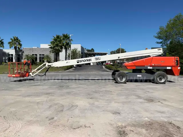 2015 SNORKEL BOOM LIFT MODEL B85J, DIESEL , JIB, 4x4