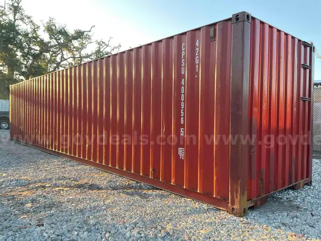40FT SHIPPING CONTAINER WITH CONTENTS