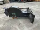 ( 1 ) UNUSED 2025 GIYI STUMP GRINDER ATTACHMENT MODEL GY-SZYMJ FOR MINI SKID STEER, BROKEN HOSE