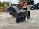 ( 1 ) UNUSED 2025 GIYI STUMP GRINDER ATTACHMENT MODEL GY-SZYMJ FOR MINI SKID STEER, BROKEN HOSE