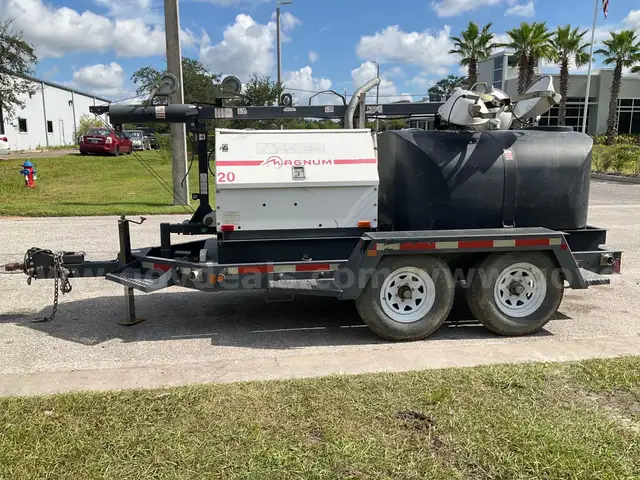 MAGNUM GENERATOR MODEL MTT20 WITH MAGNUM TRAILER