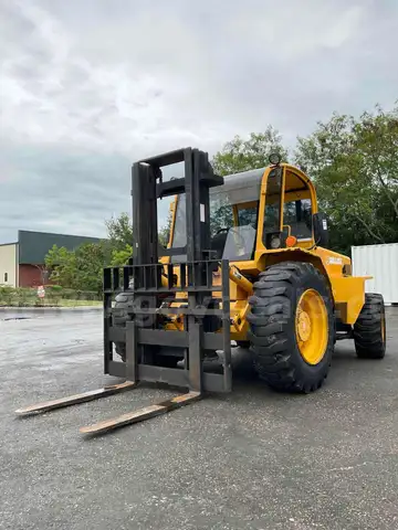 SELLICK ROUGH TERRAIN FORKLIFT MODEL S-60, DIESEL