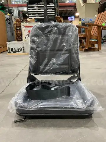 NEW EQUIPMENT SEAT