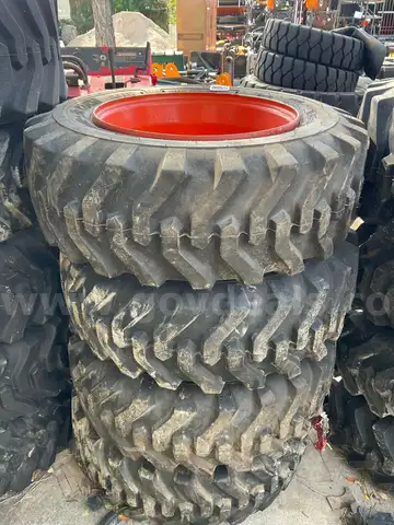 ( 4 ) EQUIPMENT TIRE