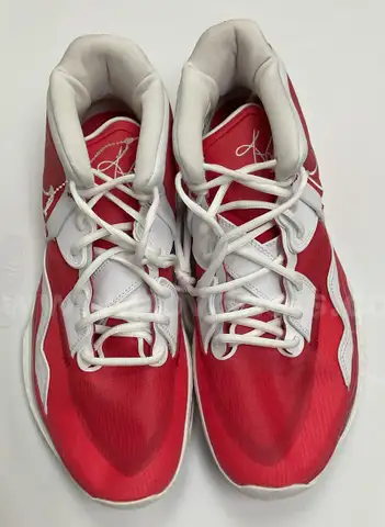 Men's Nike shoe size 12.5