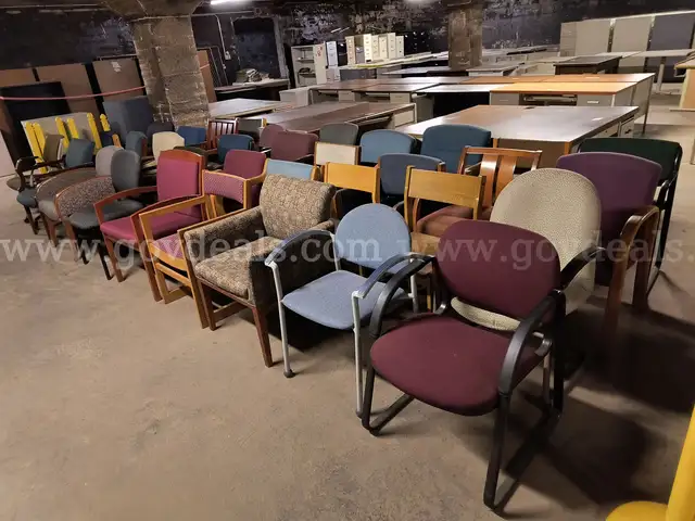 Lot of 35 Wood & Metal Frame Stationary Chairs