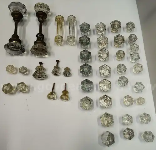 Vintage Lot of Collectable Door Knobs, Handles & Drawer Pulls - Crystal