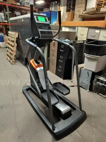Freemotion f5.6 Strider Elliptical Machine