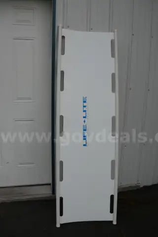 Lot of 12 Plastic Stretchers