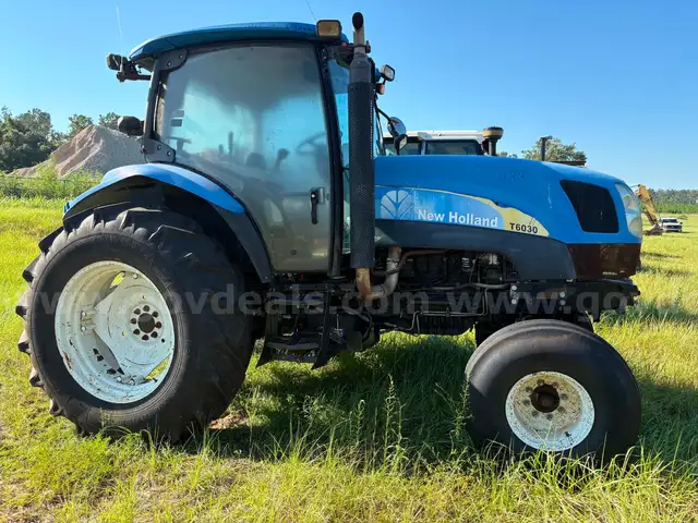 2009 New Holland T6030 Tractor