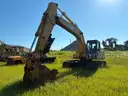 2005 John Deere 200CLC Excavator