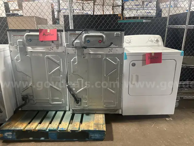 2 washing machines and 1 dryer