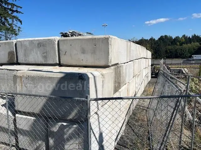 200 Concrete Blocks