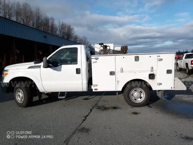 2012 Ford F-350 SD 4WD Pickup Truck - Service Body -  6.2L V8 OHV 16V