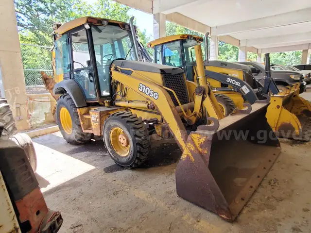 John Deere 310SG Backhoe Loader