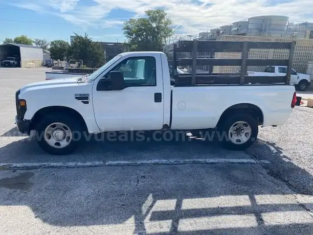 2009 Ford F-350 REG CAB 2-DR, 5.4L V8 SOHC 24V. RWD