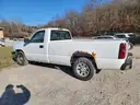 2006 Chevrolet Silverado 1500 REGULAR CAB PICKUP 2-DR, 4.3L V6 OHV 12V.