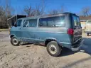 2000 Dodge Ram Wagon VAN 4-DR, 5.2L V8 OHV 16V.