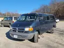 2000 Dodge Ram Wagon VAN 4-DR, 5.2L V8 OHV 16V.