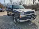2005 Chevrolet Silverado 1500 2-DR, 4.8L V8 OHV 16V. 4X4