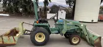John Deere 855 Compact Utility Tractor