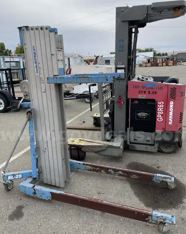 Stand Up Forklift &#x26; Material Lift