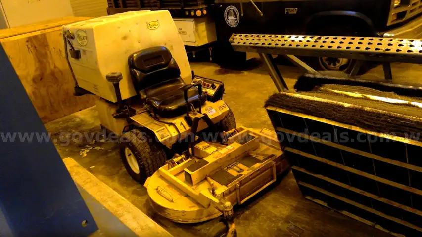Walker MTGHS 2005 Mower