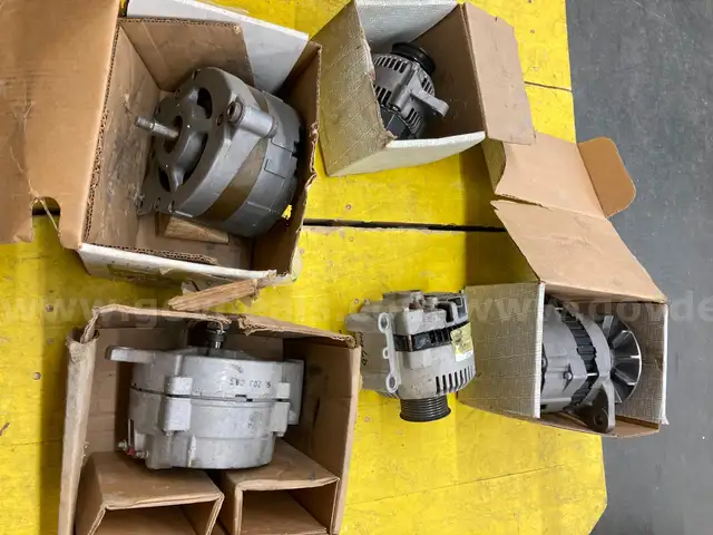 Alternators (Lot)