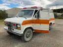 1989 Ford E Series Van Ambulance Gold Medallion - V-8 7.3 L Diesel Engine