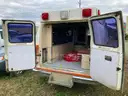 1989 Ford E Series Van Ambulance Gold Medallion - V-8 7.3 L Diesel Engine
