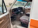 1989 Ford E Series Van Ambulance Gold Medallion - V-8 7.3 L Diesel Engine