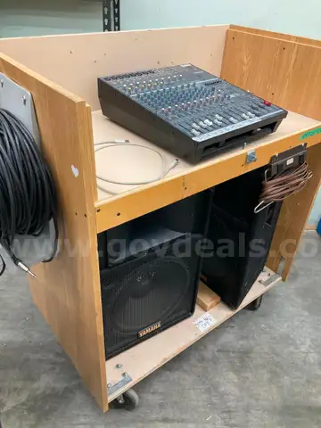 Yamaha Mixer and Speakers
