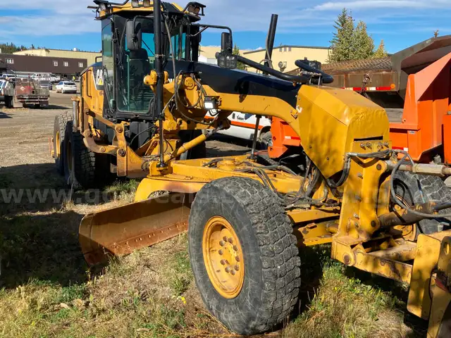2011 CAT Grader - Model 140M - Includes Snow Wing, Bull Blade