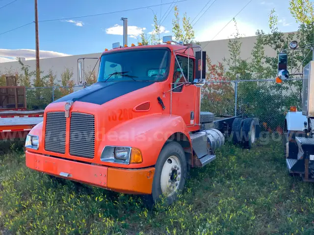 1999 Kenworth T300 -  Cummins ISB Diesel Engine