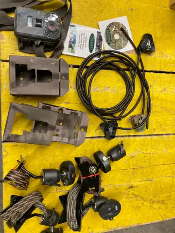 Trail-cam (Lot) Reconyx Hyperfire Series 2 and extras