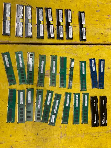 Computer parts DDR3 and DDR4 Ram (Lot)