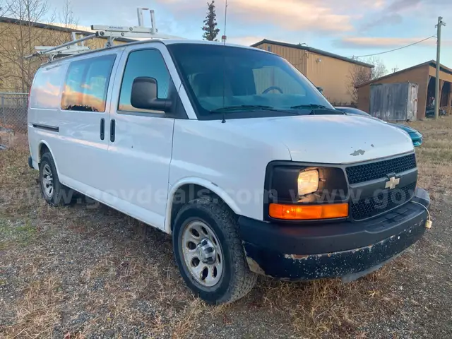 2010 Chevrolet Express CARGO VAN, 4.3L V6 OHV 12V