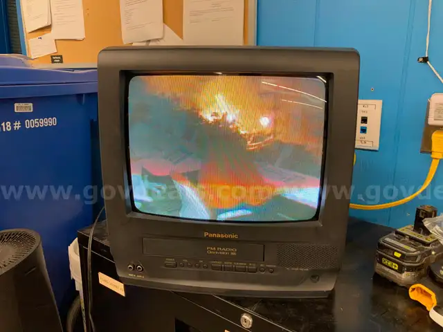13&#x27; Panasonic TV/VCR combo