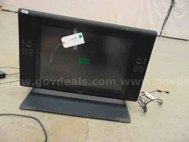24&#x22; Cintiq Display - A2