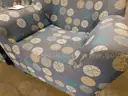 2 Lounge Chairs - B7