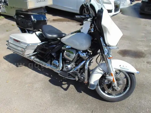 2018 Harley-Davidson FLHTP Motorcycle - Surplus Lot