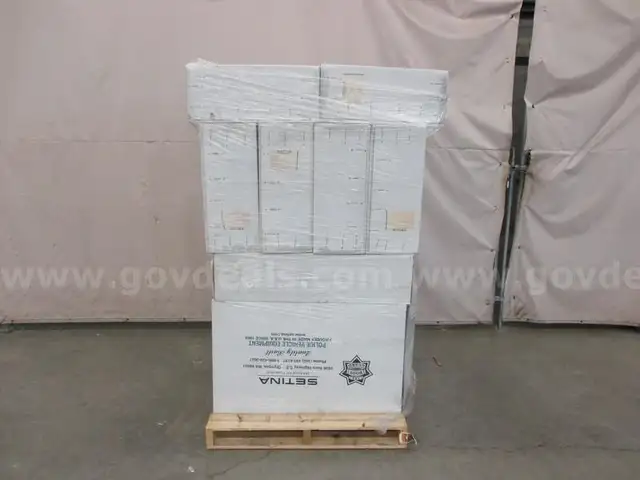 Lot of Vehicle Trunk Trays - B5