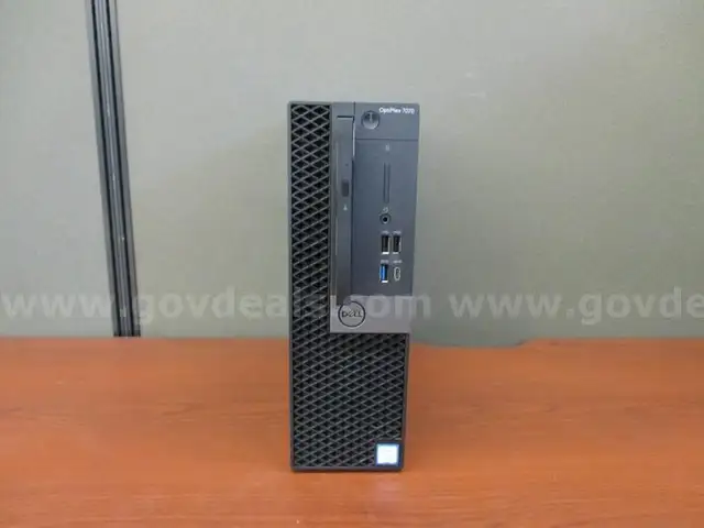 Dell Optiplex Computer - A2