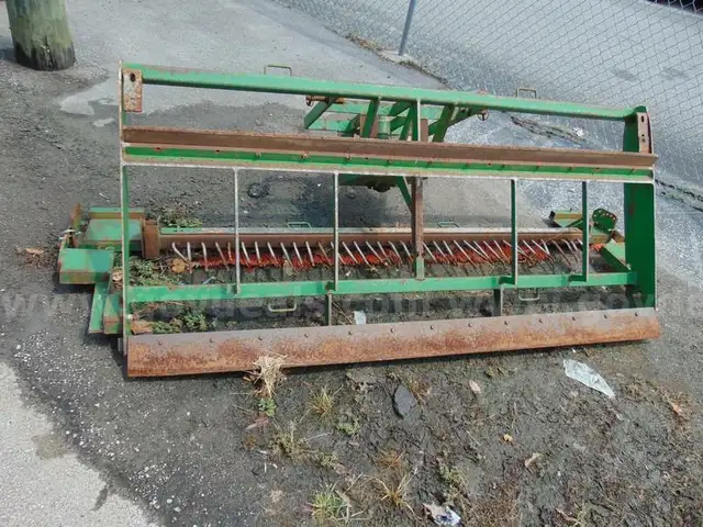 2006 Pebble Peeler Rake Sand - Surplus Lot